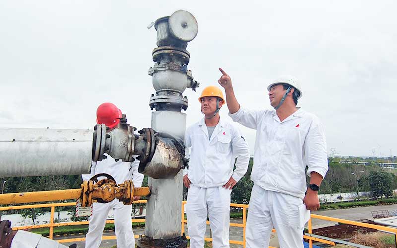 1758089489783960.jpg 01.jpg